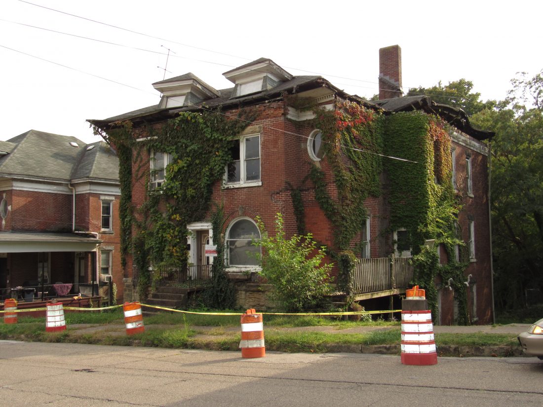 Derelict House In Ruins; Martins Ferry Mayor Says Emergency Teardown